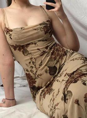 法式一字领露背长裙 French OffShoulder Backless Dress