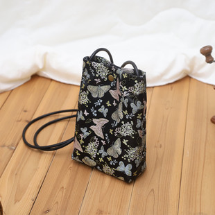 织锦蝴蝶手机包女小背包斜挎包小挎包超火新款2026夏季迷你小包