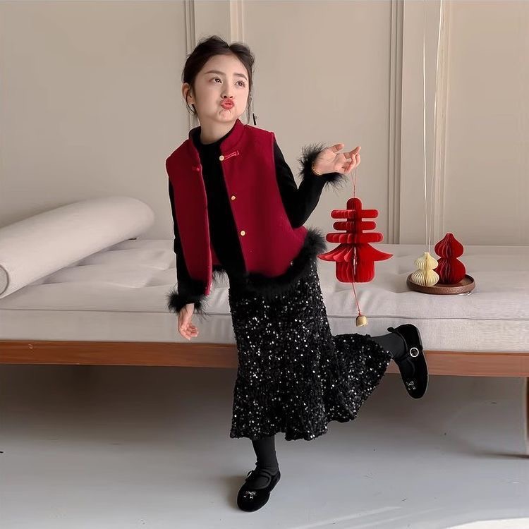 女童拜年服红色过年战袍冬季套装