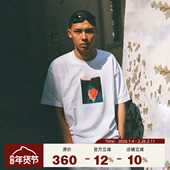 POLAR T恤男女同款 25SS 瑞典滑板百搭双色手捧红心照片印花短袖