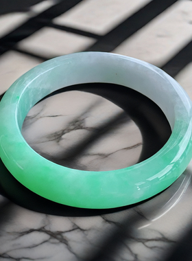 54圈半山半水翡翠手镯59.2时尚浅绿色平安镯高货手镯正圈女玉镯子