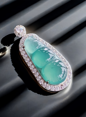 天然翡翠蓝水四季豆吊坠8.32时尚冰种玉石925银镶嵌福豆女款挂件