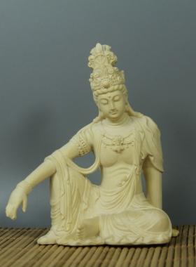 黄杨木精雕自在观音菩萨佛像家用办公寺庙供奉神像摆件家居装饰品