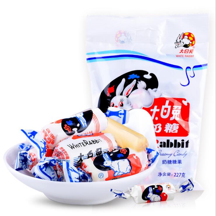 大白兔奶糖227g袋裝 原味/酸奶/清涼/話梅味糖果散裝送女友零食