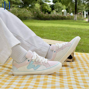 顽刻ollieskate白粉蓝拼色春季校园风W系列低帮男女国潮滑板鞋