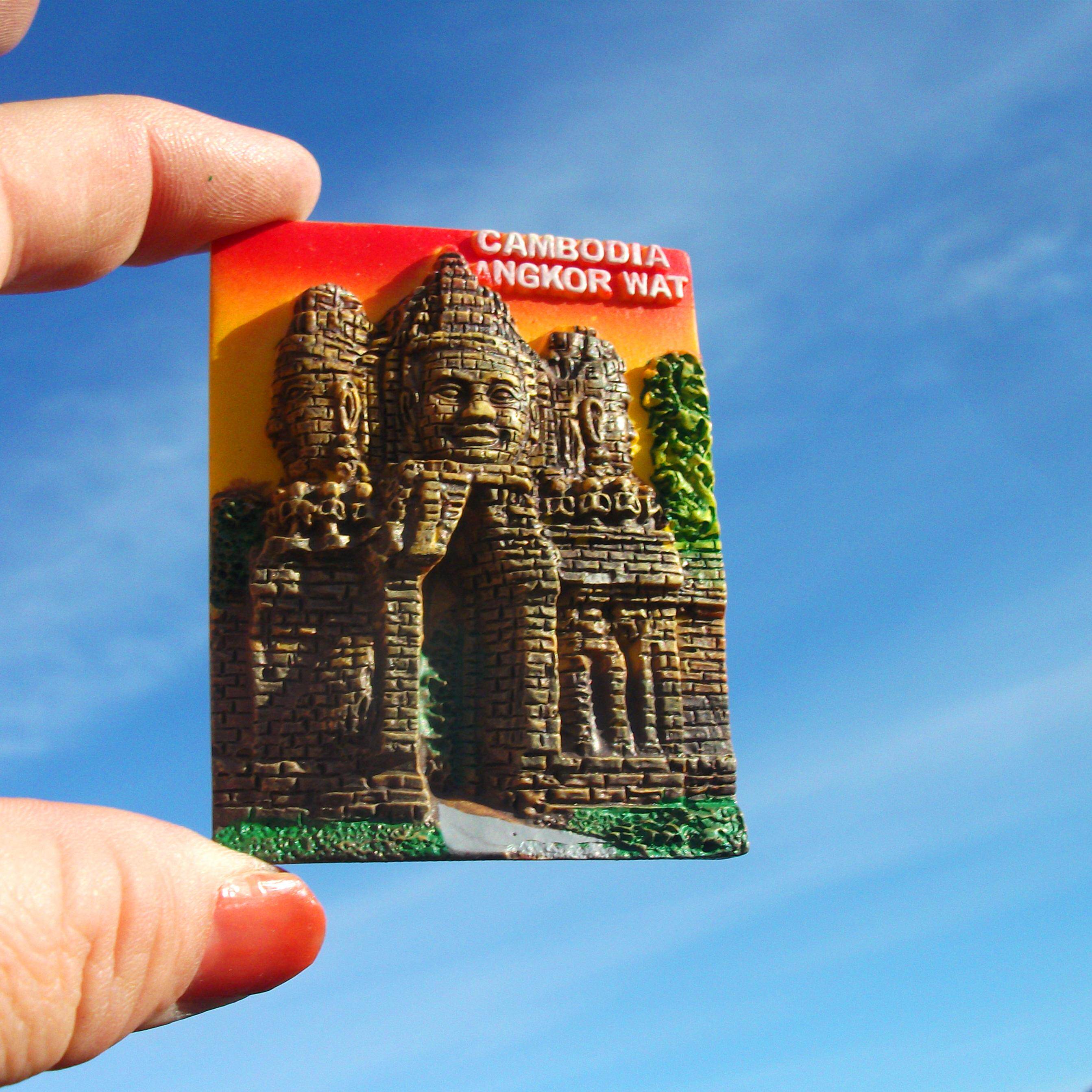 CAMBODIA LOCAL BUY FRIDGE MAGNETS ANGKOR WAT AND A VARIETY OF ETERNAL SMILE CAMBODIA SOUVENIRS