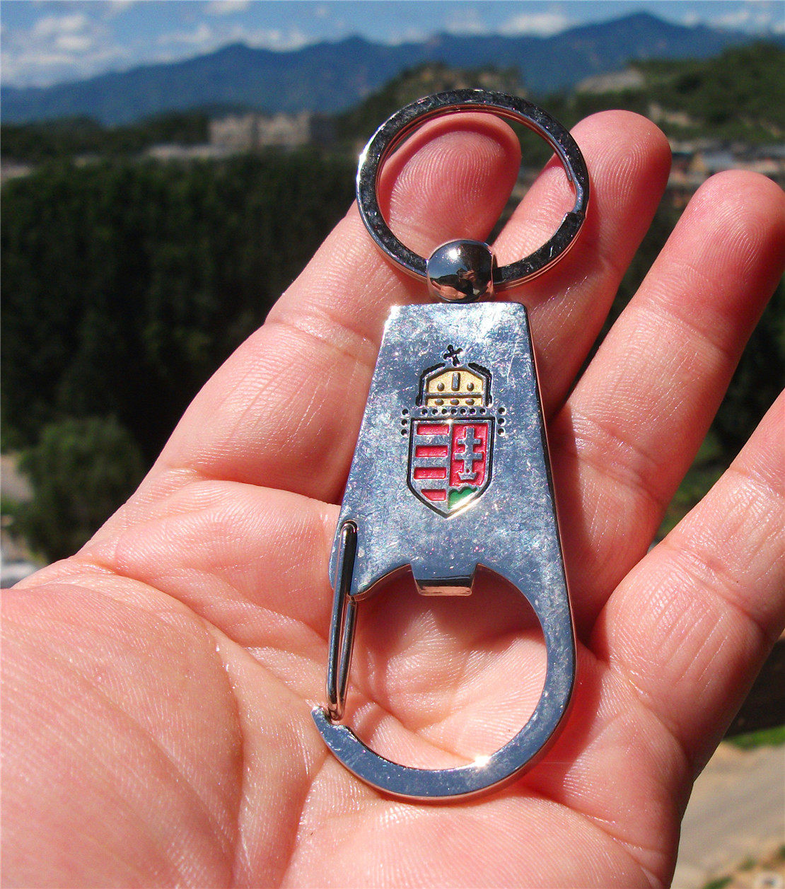 匈牙利当地购买旅游纪念品 布达佩斯 国徽 钥匙扣多款 hungary