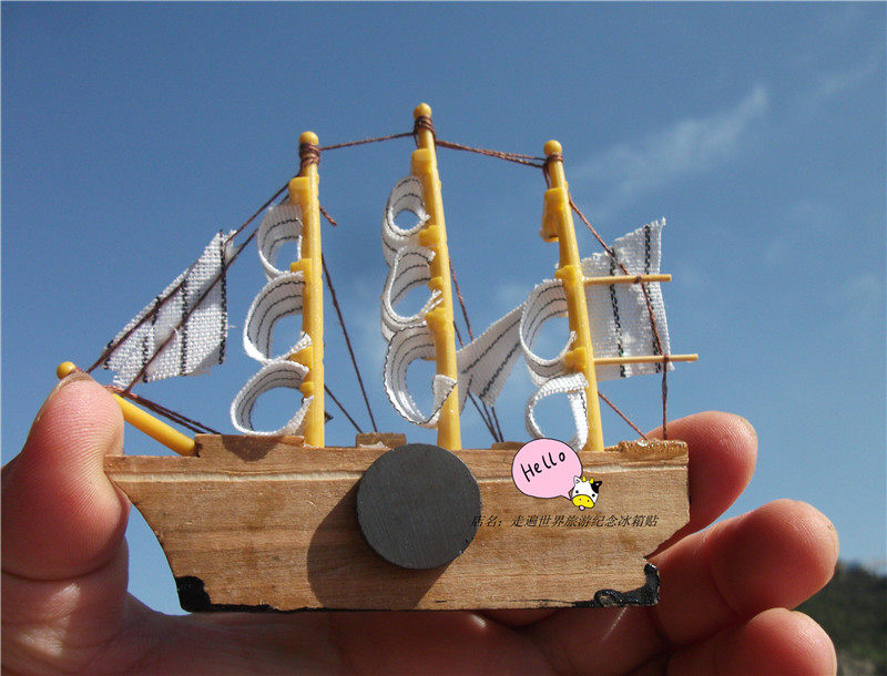 MAURITIAN LOCAL FRIDGE MAGNET MAURITIUS WOODEN SAILBOAT SMOOTH SAILING MULTI-COLOURED SOUVENIRS