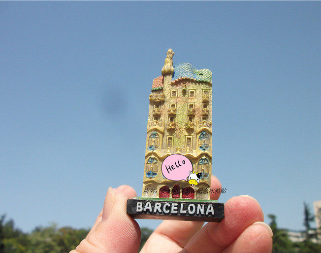 FRIDGE MAGNETS BARCELONA SPAIN BARCELONA CLASSIC LANDMARK CASA BATLLO TWO