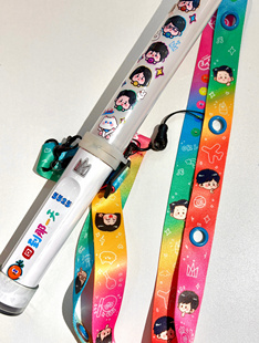 张小能设计五月天荧光棒挂件演唱会周边荧光棒挂件 6孔痛带挂卜卜