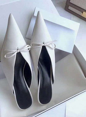 ins风尖头蝴蝶结v口细跟包头拖2026夏季穆勒鞋时尚真皮低跟凉拖