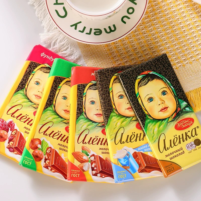 俄罗斯进口巧克力爱莲巧大头娃娃纯可可脂榛子香浓牛奶焦糖扁桃仁