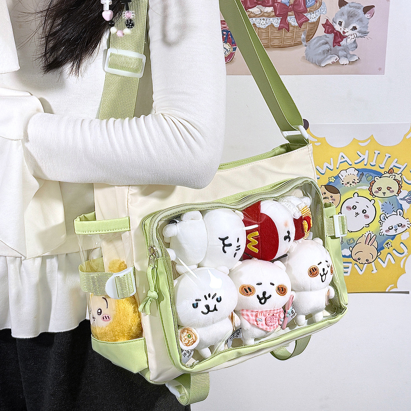 大容量可爱简约日系撞色单肩斜挎包谷子吧唧日常校园痛包10cm娃包