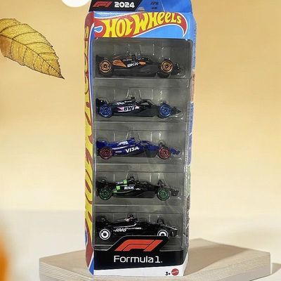 现货风火轮合金小跑车五连包合集红牛F1赛车迈凯伦男孩玩具模型