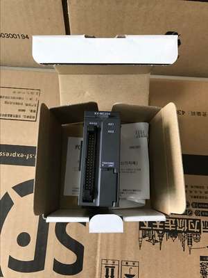 99新 带包装 基恩士 KV-MC20V 现货 实物图拍摄， 特价。议价