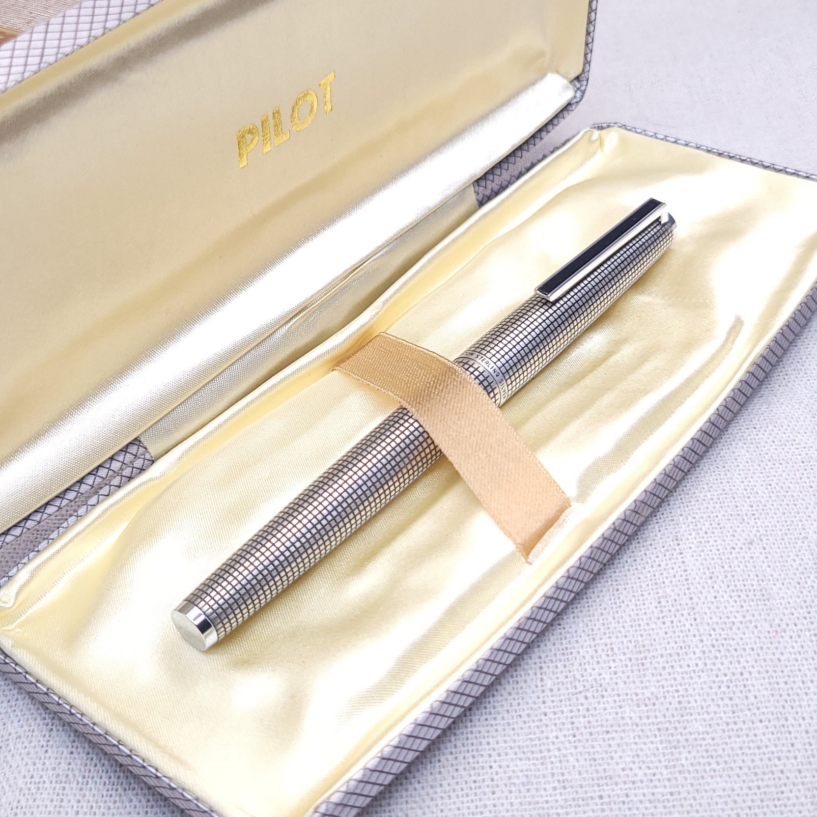 日本钢笔练字PILOT百乐72款CUSTOM纯银格子18K白金尖M绝版库存