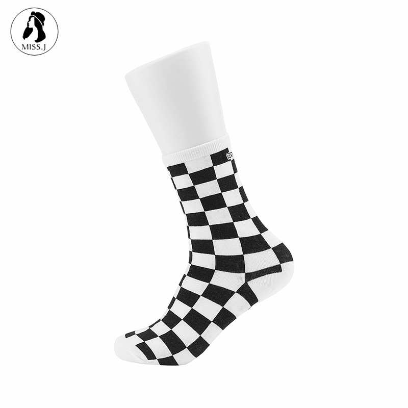 VANS黑白棋盘格女款休闲运动袜