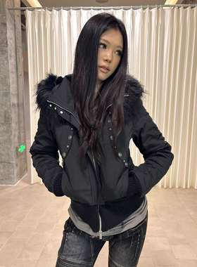 黑色毛领连帽棉服女秋冬季加厚保暖修身短款棉衣外套视觉系派克服
