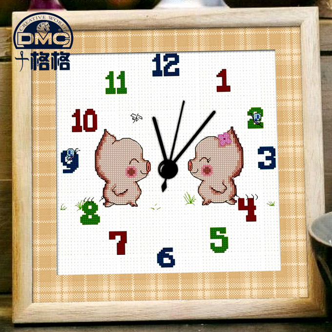 十格格精准印花 DMC绣线十字绣 钟表 卡通新款 小猪的约会钟面