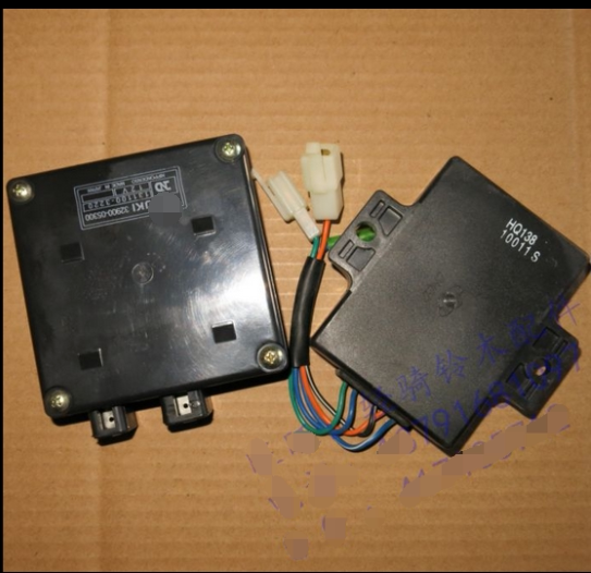 适用轻骑铃木王gs125 摩托车点火器  刀仔老款发动机 带5线 打火