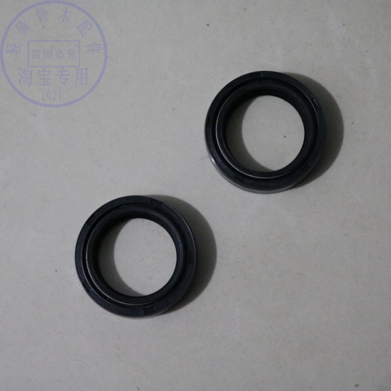 前减震轻骑铃木摩托车