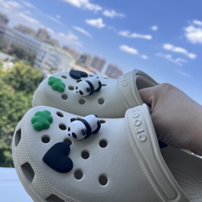 crocs小熊猫洞洞鞋配饰