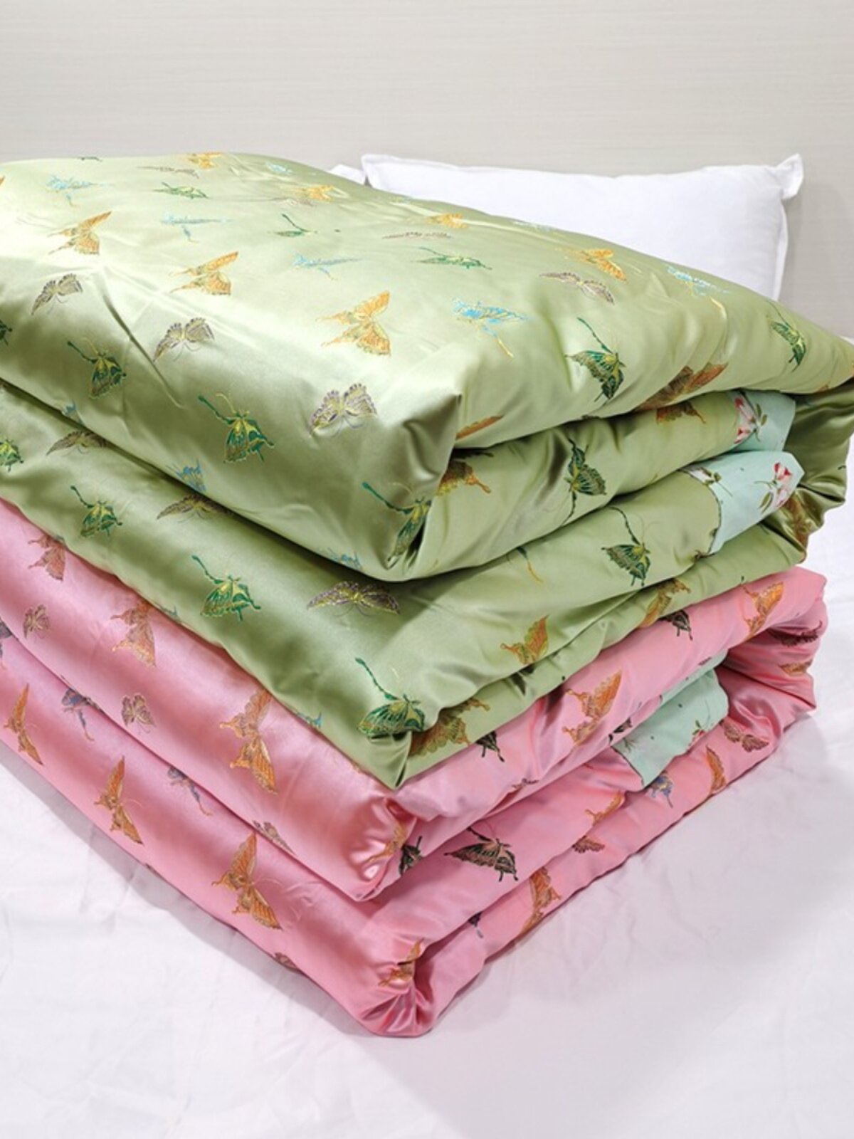 定做老式绸缎被子丝绸织锦缎软缎段子手工包边面红色结婚棉花喜被