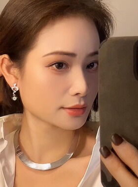 灵蛇送宝莫桑钻轻奢流光本命年
