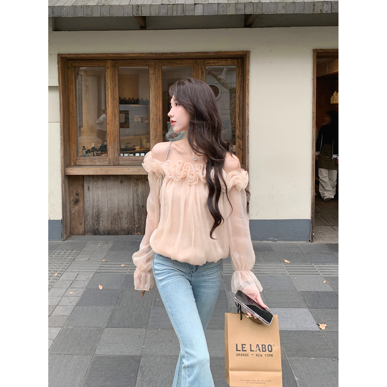 果果家  2026春夏韩版立体花朵设计长袖上衣女时尚套头衬衫小衫