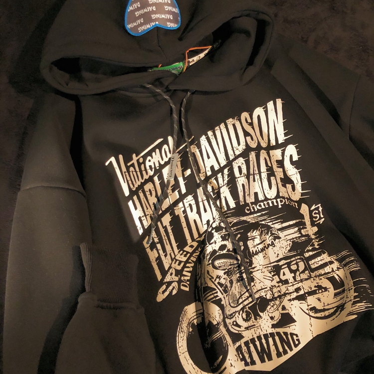 Daiwing爱心标连帽卫衣