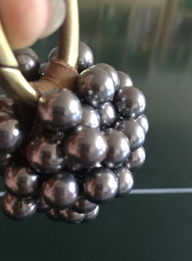 吸铁石圆形挂钩牛皮吊坠