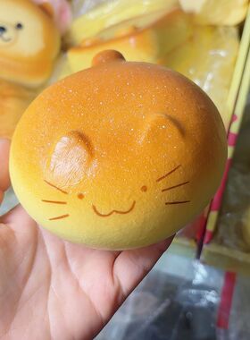 慢回弹仿真软pu大龙猫面包减解压捏捏乐网红解压摆摊学生便宜礼物