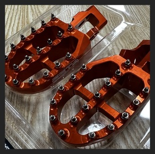 KTM EXC250/300改装件胡思TE250/FE改装脚踏大脚蹬ZETA防滑脚踏