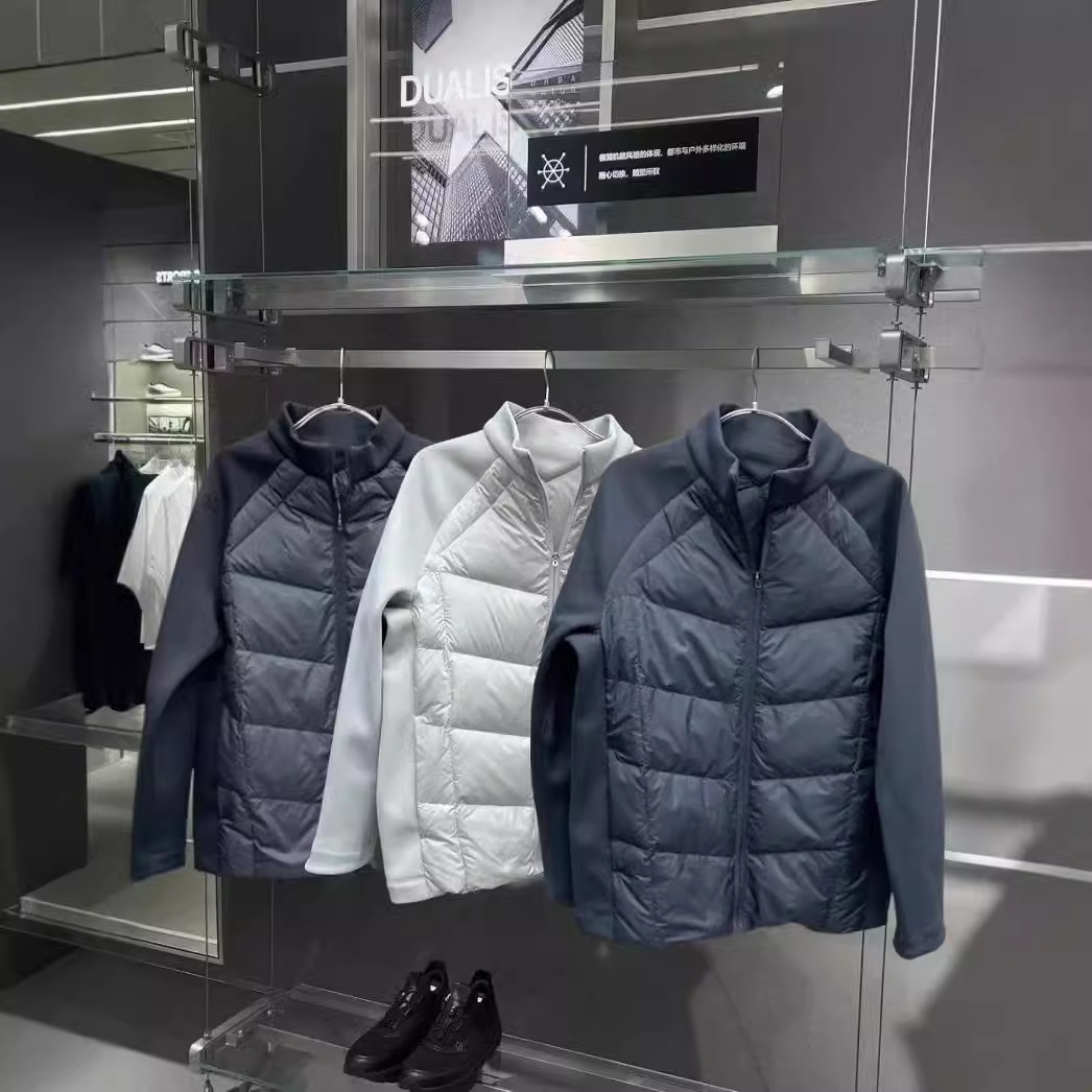 迪品牌同款没有标 2025秋冬季新款立领羽绒服时尚立领拼接白鸭绒