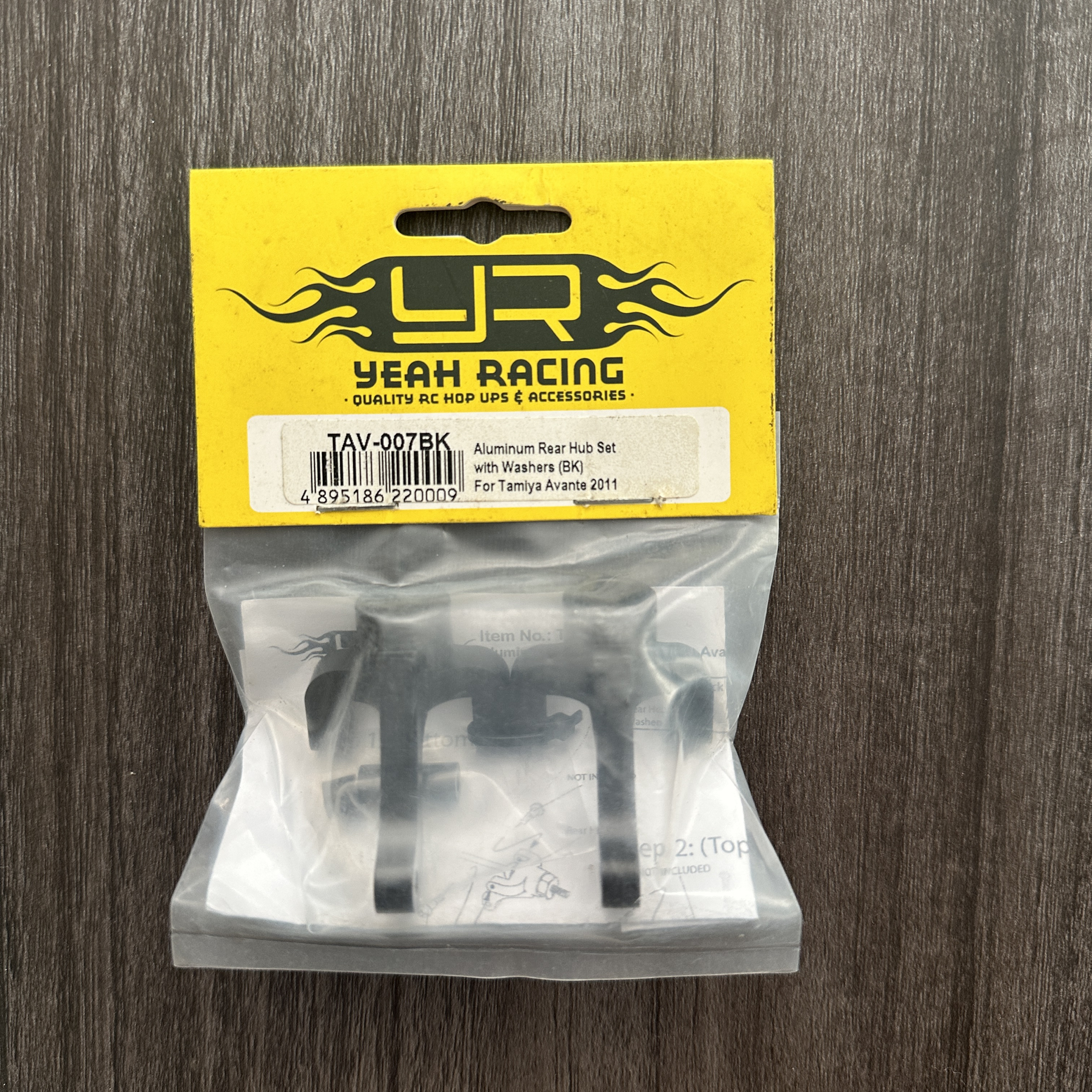 Yeah Racing Avante 2011 铝制 后C座后杯 黑色 #TAV-007BK