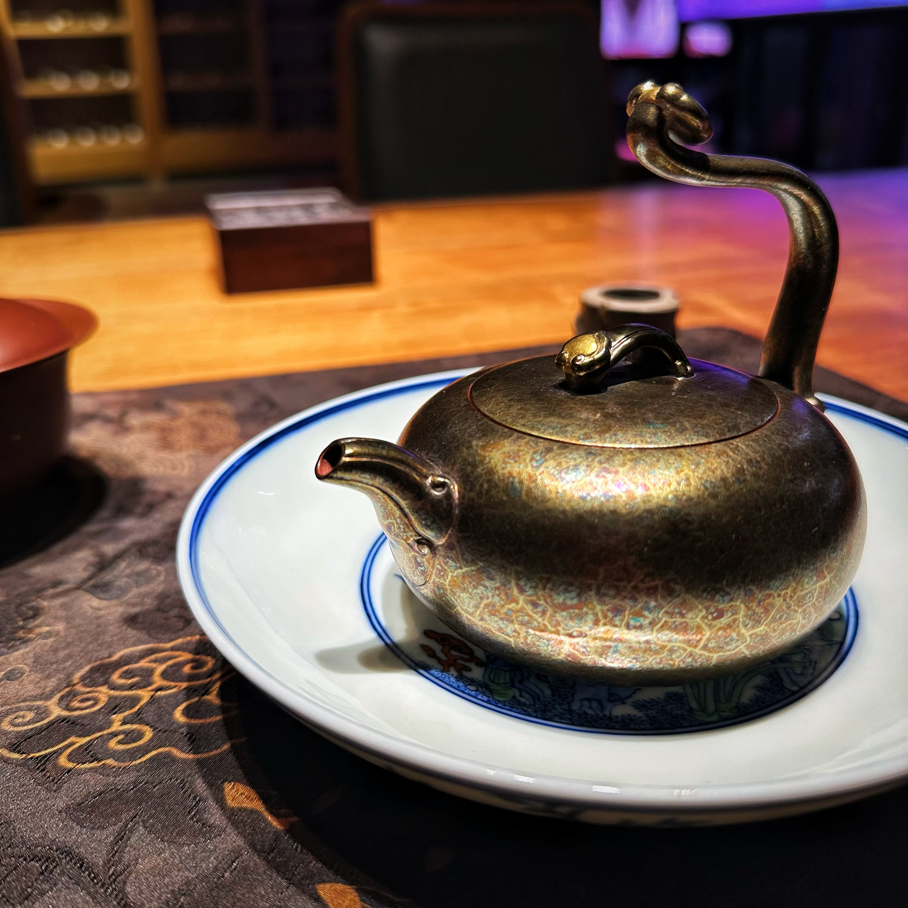 龙德堂-汤宣武顺心如意贝壳烧提梁壶原矿朱泥大红袍范泽锋设计