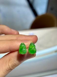 保证 现货 天然翡翠A货冰种阳绿葫芦耳钉 附检验证书 正品