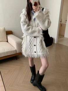 韩版设计感流苏毛边系带V领毛衣女套头秋冬外穿宽松慵懒针织开衫