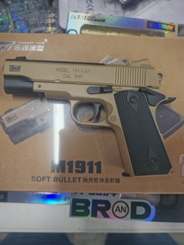 乐辉软弹枪套装 手动 沙漠之鹰 M1911 玩具枪抛壳吸盘新款贝雷塔
