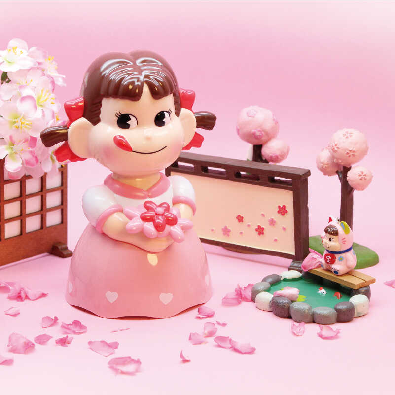 不二家公仔卡通零食好玩