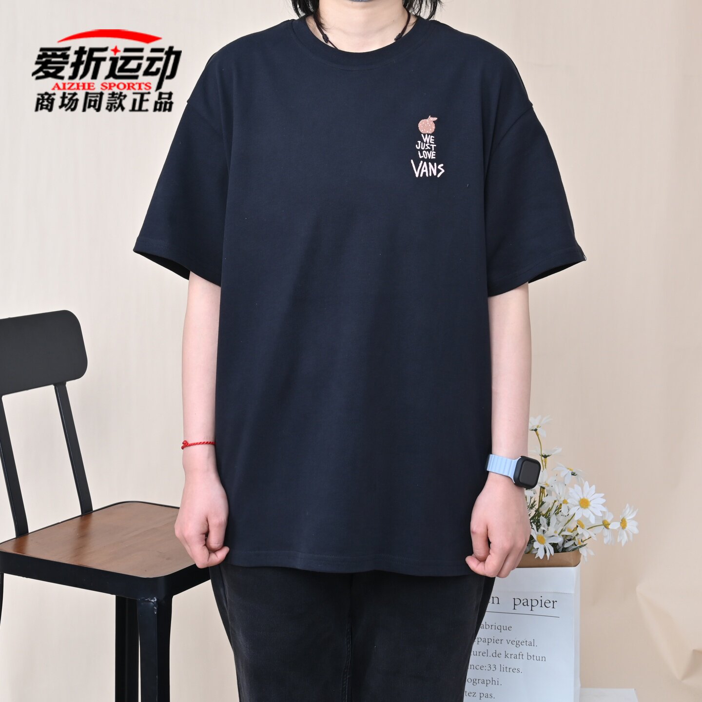 VANS范斯男女短袖卡皮巴拉趣味印花T恤黑色圆领上衣 VN000RNRBLK
