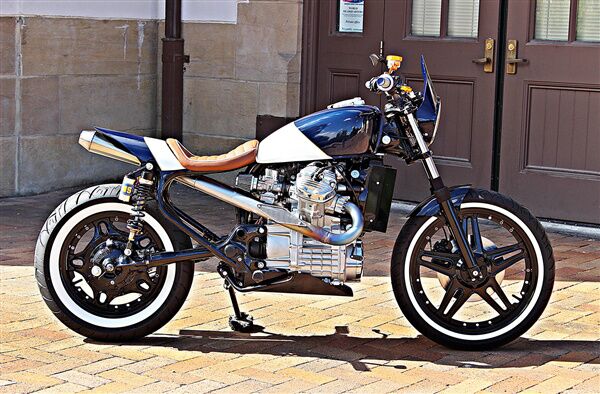 进口本田大黄蜂四缸水冷街重机车r3跑车cb400c地平线公路赛摩托车