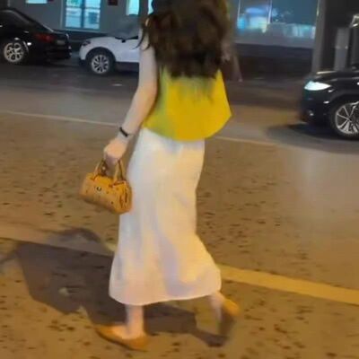 24271大爱美依缘2025新款韩系小个子减龄无袖上衣亮片半身裙女潮