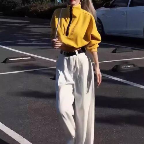 24855大爱美依缘2025秋季新款洋气拉链短款长袖卫衣休闲直筒裤女