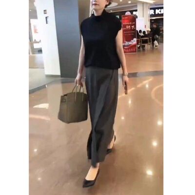 23191大爱美依缘2024新款韩版黑色显瘦上衣时尚纯色半身裙减龄女