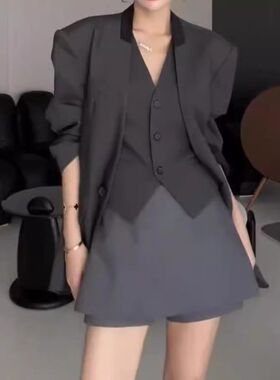 24737大爱美依缘2025新款御姐范高级外套搭配马甲短裤裙时尚女潮