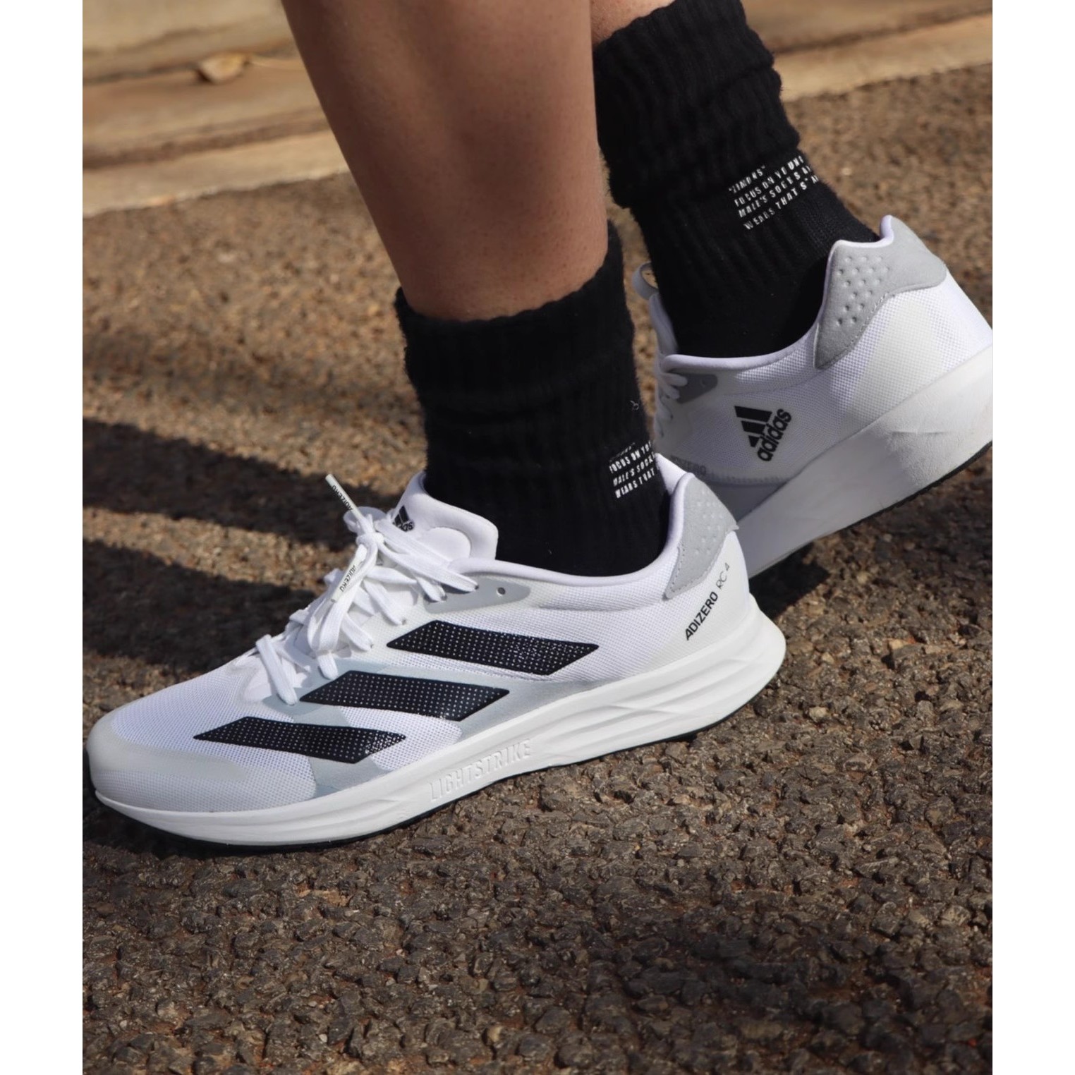 阿迪达斯/adidas ADIZERO RC 4男士网面透气跑步鞋GX8152