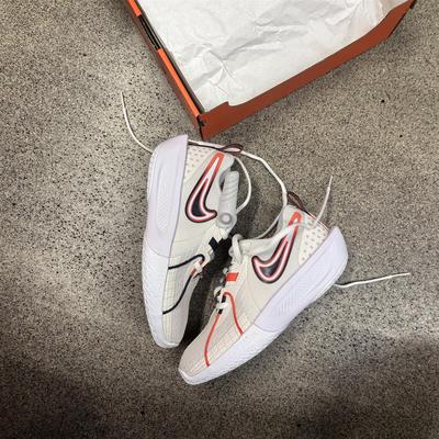 NIKE GT CUT 3儿童低帮透气耐磨篮球鞋FD7034-001-500 IB8884-191