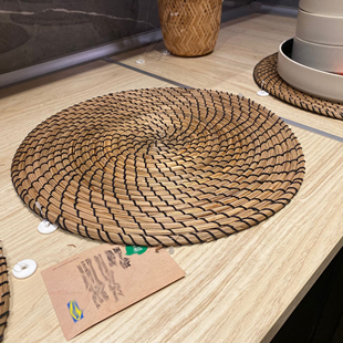IKEA宜家拉塔餐垫隔热垫餐桌垫盘垫碗垫家用防烫圆形保护垫子草编