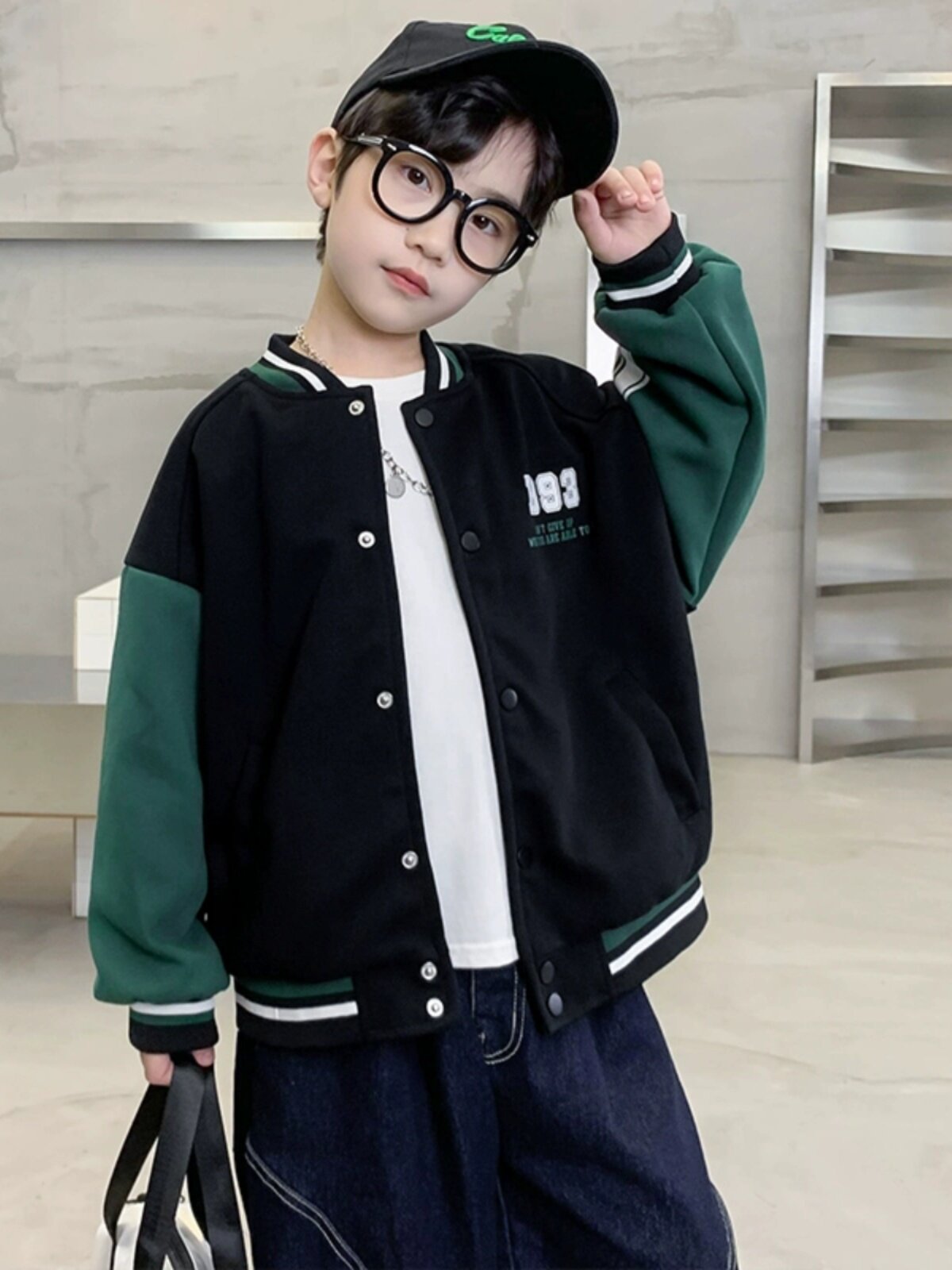 소년 야구 유니폼 가을 겨울 재킷 2024 새로운 재킷 어린이 봄 가을 중형 및 대형 아동 의류 캐주얼 패딩 탑